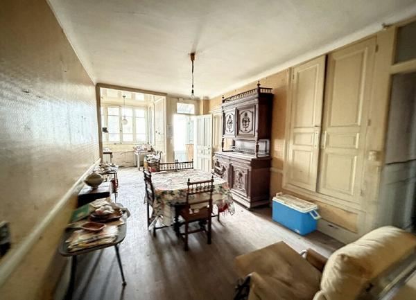 Maison à vendre    6 pièces •  Laferté-sur-Aube