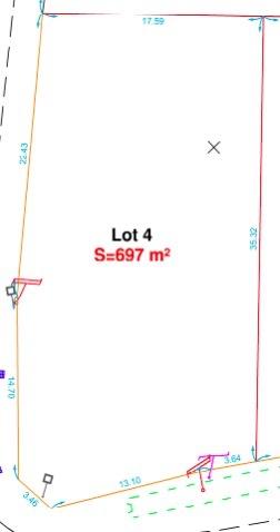 Terrain - 697 m²