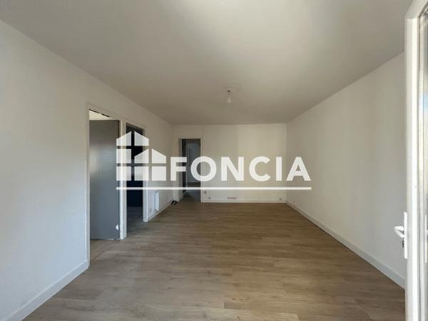 Location Maison 3 pièces 49 m² - 13 BIS RUE DE CHAPELLE Villeneuve Sur Lot 47300