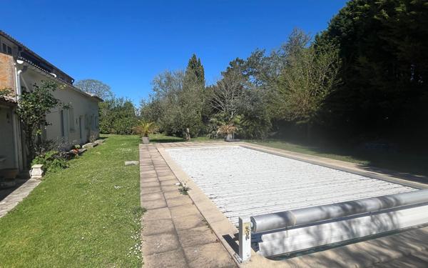 Maison à vendre    9 pièces •  Arvert