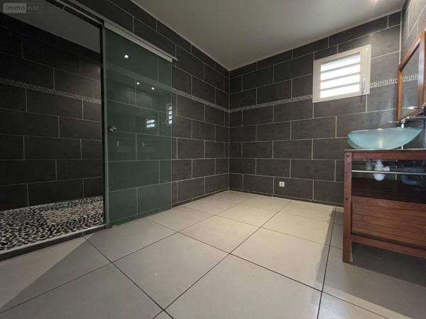 Maison à vendre à La-Plaine-Des-Cafres à la Réunion (97418), ref : 97405/58