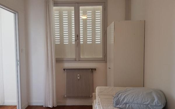 Appartement à louer    1 pièce •  Lyon 7