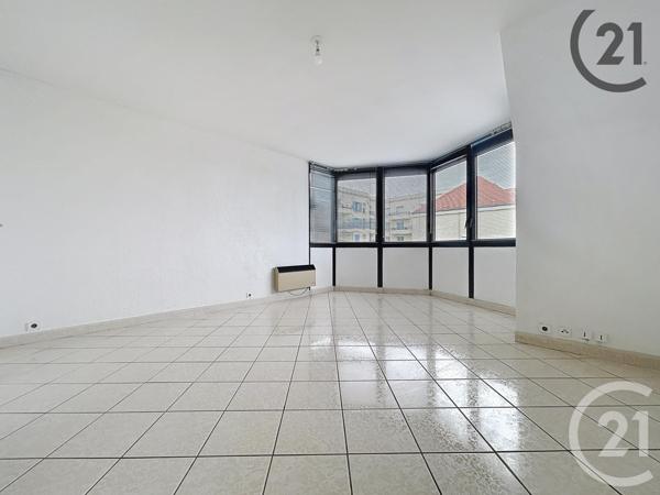 Appartement F3 à vendre  3 pièces - 84 m2 MONTEREAU FAULT YONNE - 77