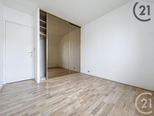 Appartement F3 à vendre  3 pièces - 84 m2 MONTEREAU FAULT YONNE - 77