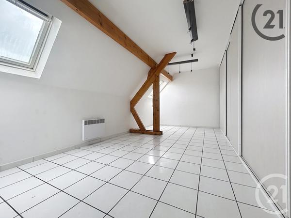 Appartement F3 à vendre  3 pièces - 84 m2 MONTEREAU FAULT YONNE - 77