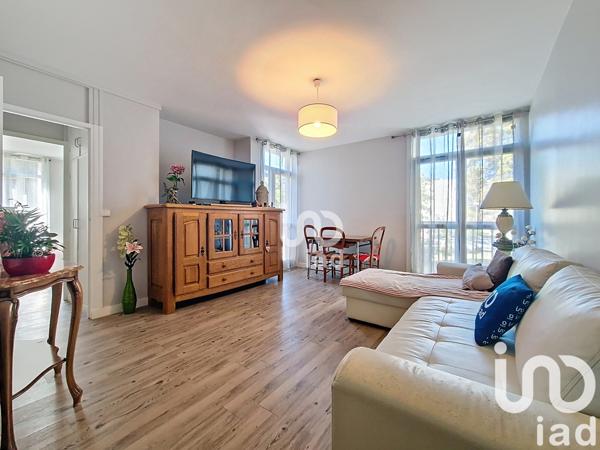 Apartment for sale 3 rooms 61 m² Ris-Orangis