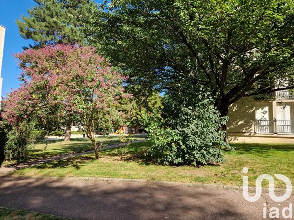 Apartment for sale 3 rooms 61 m² Ris-Orangis