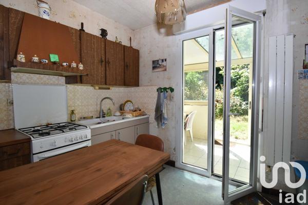 House for sale 5 rooms 105 m² Baye