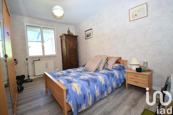 House for sale 5 rooms 105 m² Baye