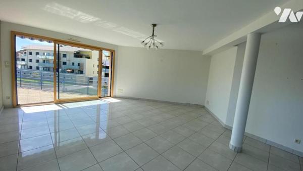 APPARTEMENT TYPE T 5 A DOUBS