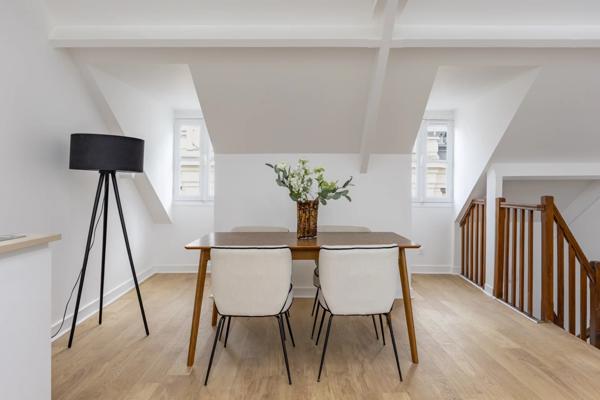 Appartement Paris 4e - HÔTEL DE VILLE