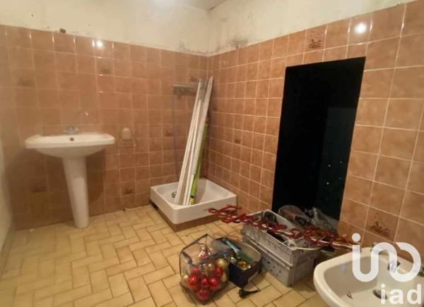 Immeuble à vendre 160 m² Lourmais