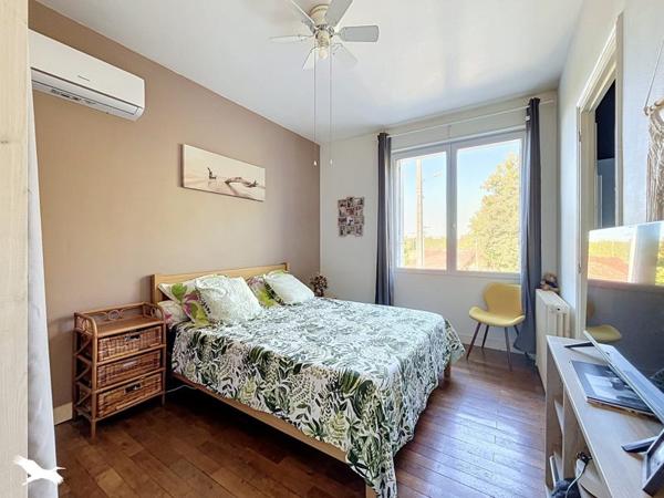 Maison à vendre 234 300 € Montbron 4 p 114 m² DPE E