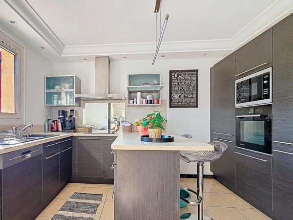 Vente Villa 9 pièces 236 m2 à Mougins