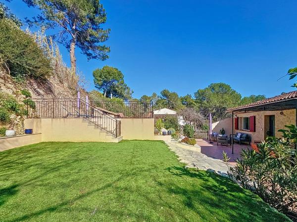 Vente Villa 9 pièces 236 m2 à Mougins