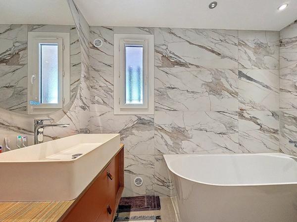 Vente Villa 9 pièces 236 m2 à Mougins