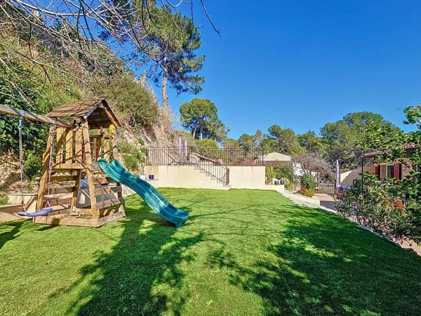 Vente Villa 9 pièces 236 m2 à Mougins