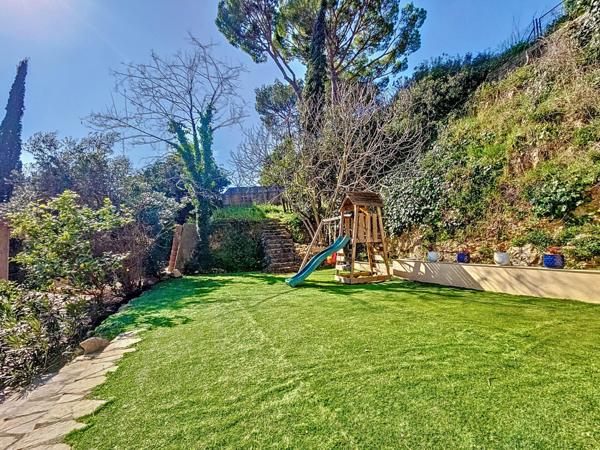 Vente Villa 9 pièces 236 m2 à Mougins