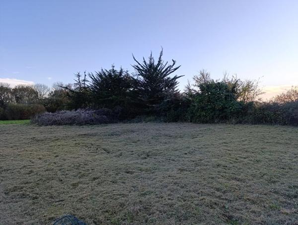 À vendre Terrain constructible de 1200 m²
