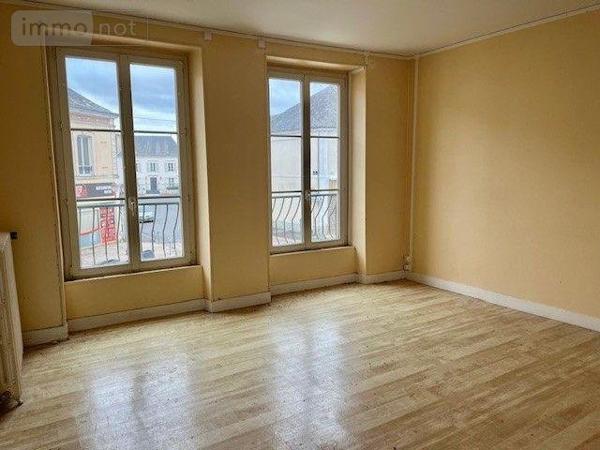 Immeuble à vendre à Marolles-les-Braults dans la Sarthe (72260), ref : 13827/637