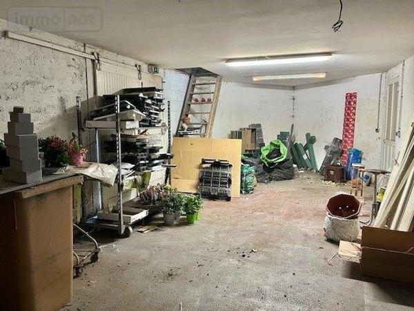 Immeuble à vendre à Marolles-les-Braults dans la Sarthe (72260), ref : 13827/637