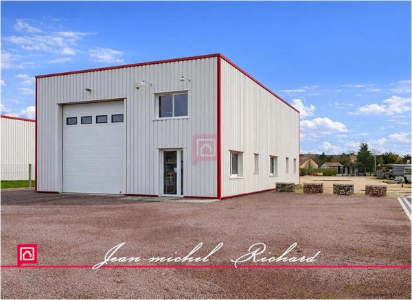Local commercial Noyers Sur Cher 192m2