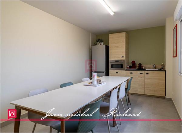 Local commercial Noyers Sur Cher 192m2