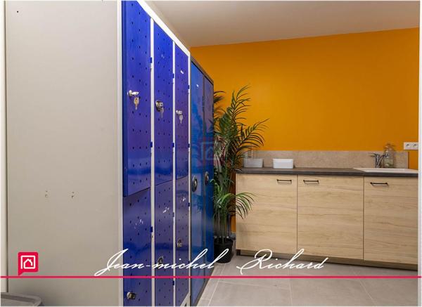 Local commercial Noyers Sur Cher 192m2