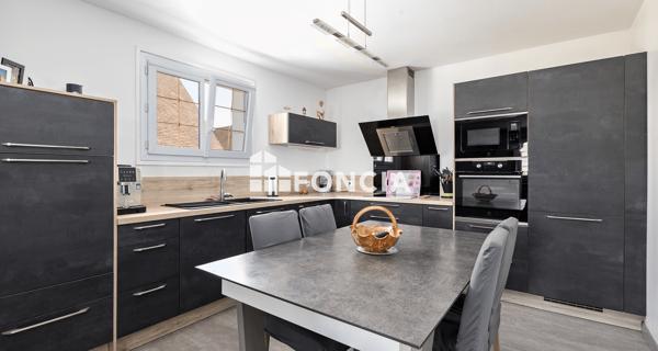 À vendre Maison 5 pièces 160 m² - Buchy 76750
