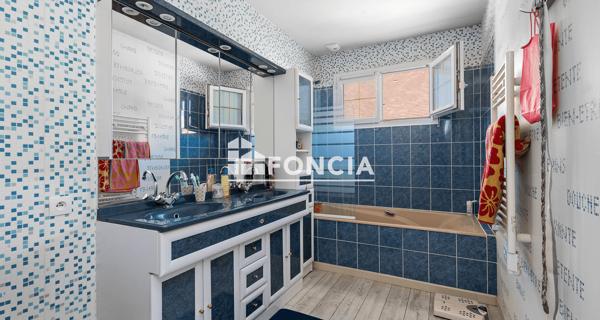 À vendre Maison 5 pièces 160 m² - Buchy 76750