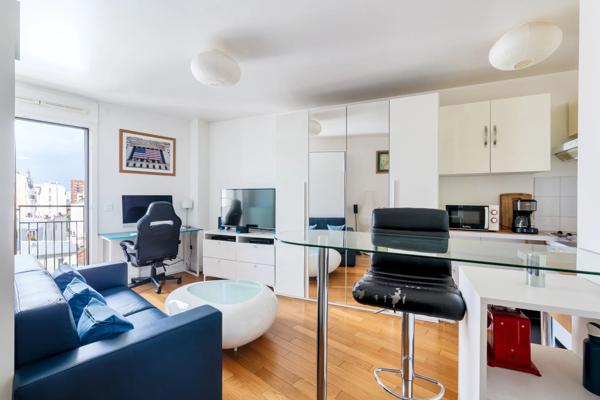 Appartement Paris 18 e - GRANDES CARRIÈRES