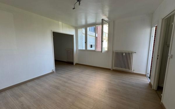 Appartement à vendre    4 pièces • 74 m2 Amiens