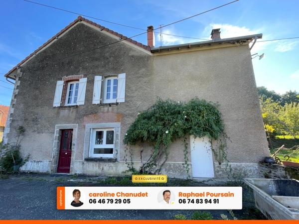 Maison et grandes granges et 54000 m2 de terrain avec étang