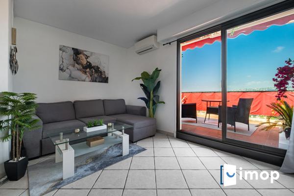 Dernier étage avec extérieur