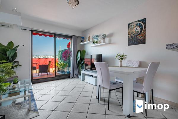 Dernier étage avec extérieur