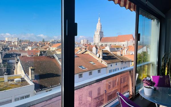 Appartement à vendre    4 pièces • 107 m2 Bourg-en-Bresse