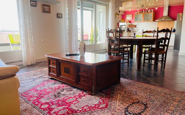 Appartement à vendre    4 pièces • 107 m2 Bourg-en-Bresse