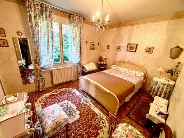 Maison Familiale sur terrain de 1385 m2, surface au sol de 191m2