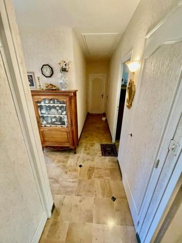 Maison Familiale sur terrain de 1385 m2, surface au sol de 191m2