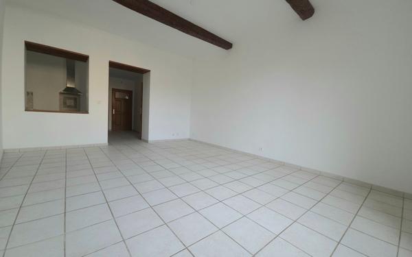 Appartement à vendre    2 pièces • 61,55 m2 Cotignac