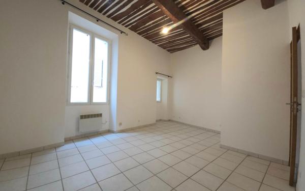 Appartement à vendre    2 pièces • 61,55 m2 Cotignac