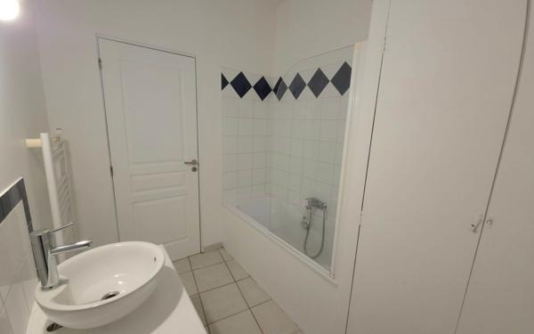 Appartement à vendre    2 pièces • 61,55 m2 Cotignac