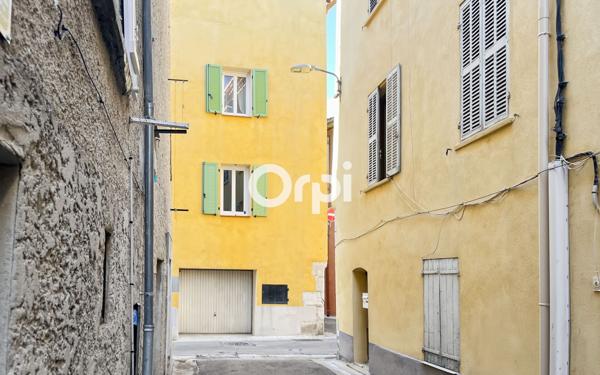 Appartement à vendre    3 pièces • 51,20 m2 Le Beausset