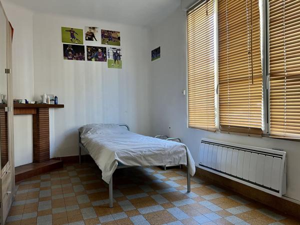 Vente
                Maison111,16 m² - 5 Pièces -
                    SAINT POL SUR TERNOISE (62130)