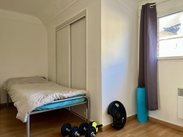 Vente
                Maison111,16 m² - 5 Pièces -
                    SAINT POL SUR TERNOISE (62130)