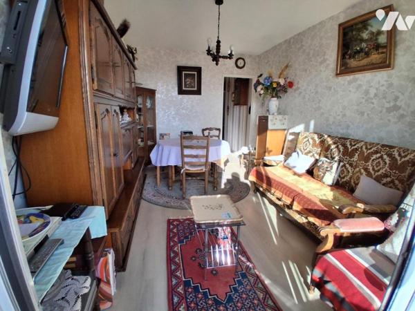 DEUX PIECES 40 m², Cave et Parking 