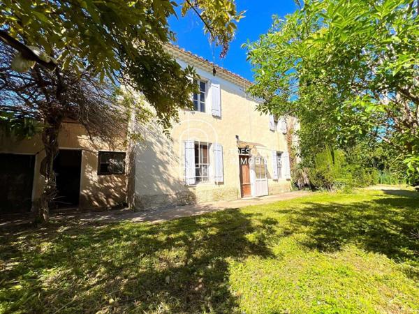 Mas 4 pièces de 81m2 avec jardin