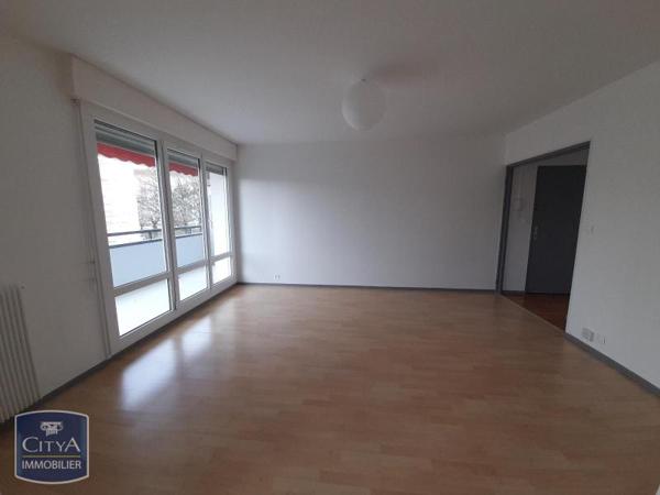 Appartement à louer 5 pièces 93.27m² Besançon (25000)