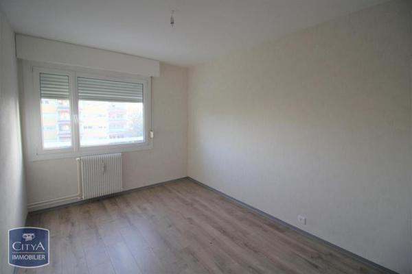 Appartement à louer 5 pièces 93.27m² Besançon (25000)