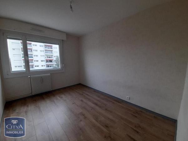 Appartement à louer 5 pièces 93.27m² Besançon (25000)